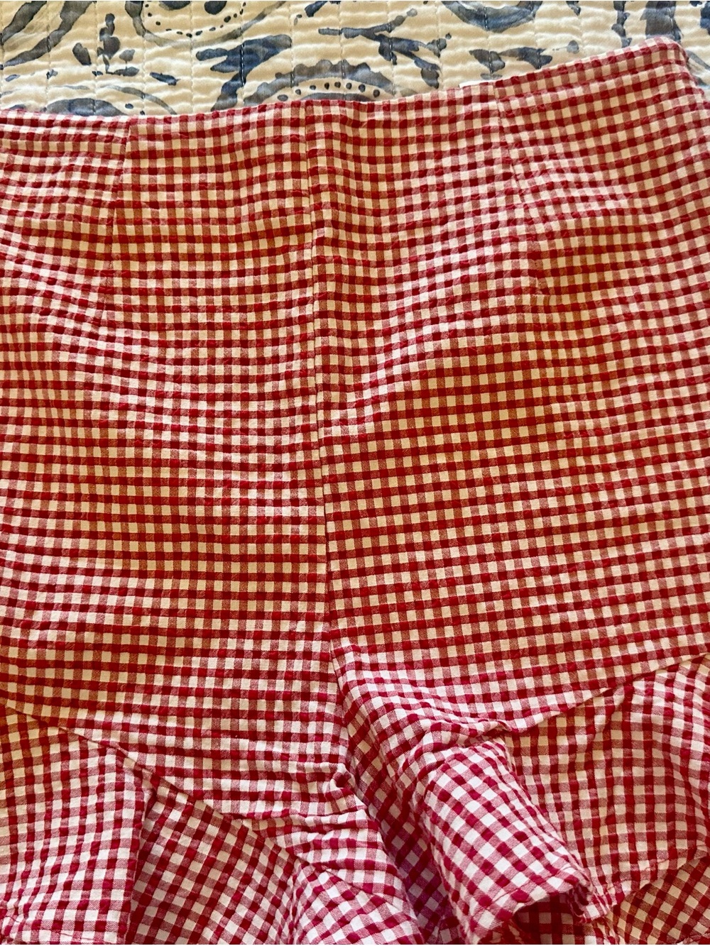 Zara Red Gingham Ruffle-Hem High-Waist Shorts Medium NWOT - Picture 6 of 8